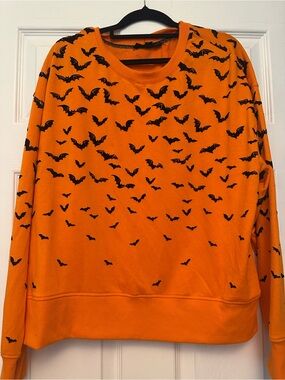 Halloween 🎃 Women's Orange Bat-Print Crewneck light Sweatshirt